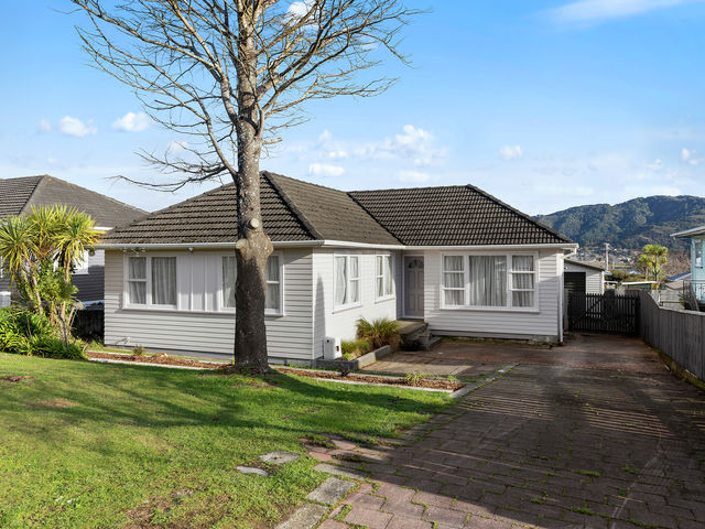 32 Castlerea Street Wainuiomata