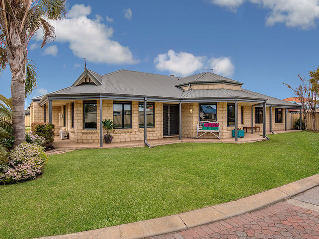 28 Bopeechee Way PORT KENNEDY