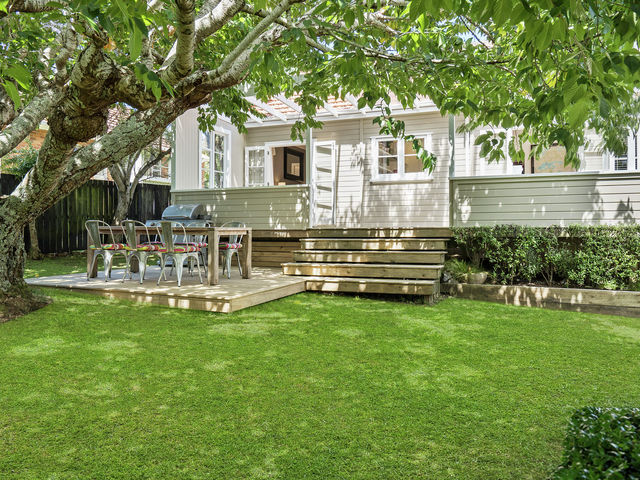 9 Range View Road Mount Albert