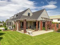 photo property thumbnail