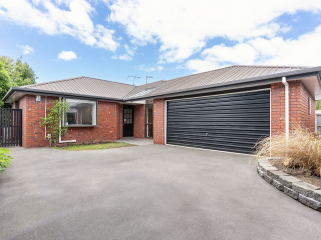 2/40 Windermere Road Papanui