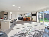 photo property thumbnail