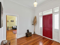 photo property thumbnail