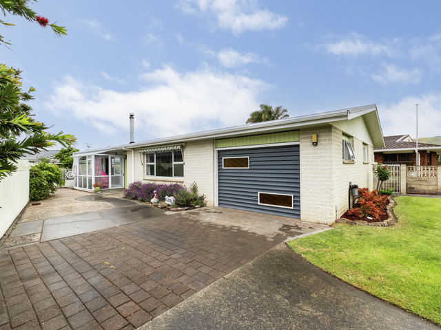 17 Roskilda Crescent Taradale