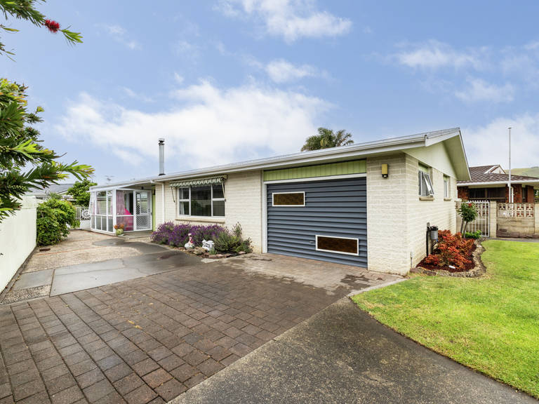 17 Roskilda Crescent Taradale