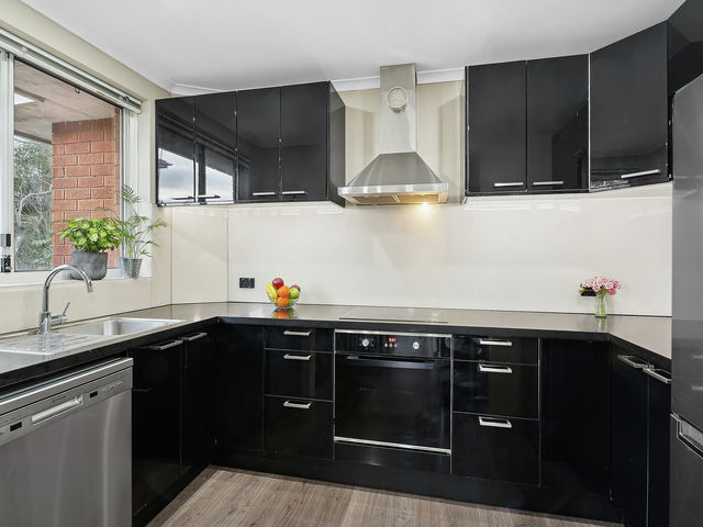 15/555 Victoria Road Ryde