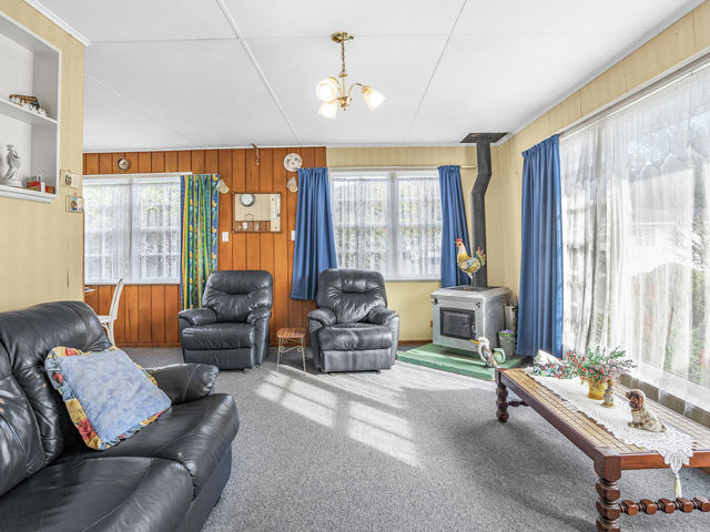 18 Karamu Crescent Wainuiomata