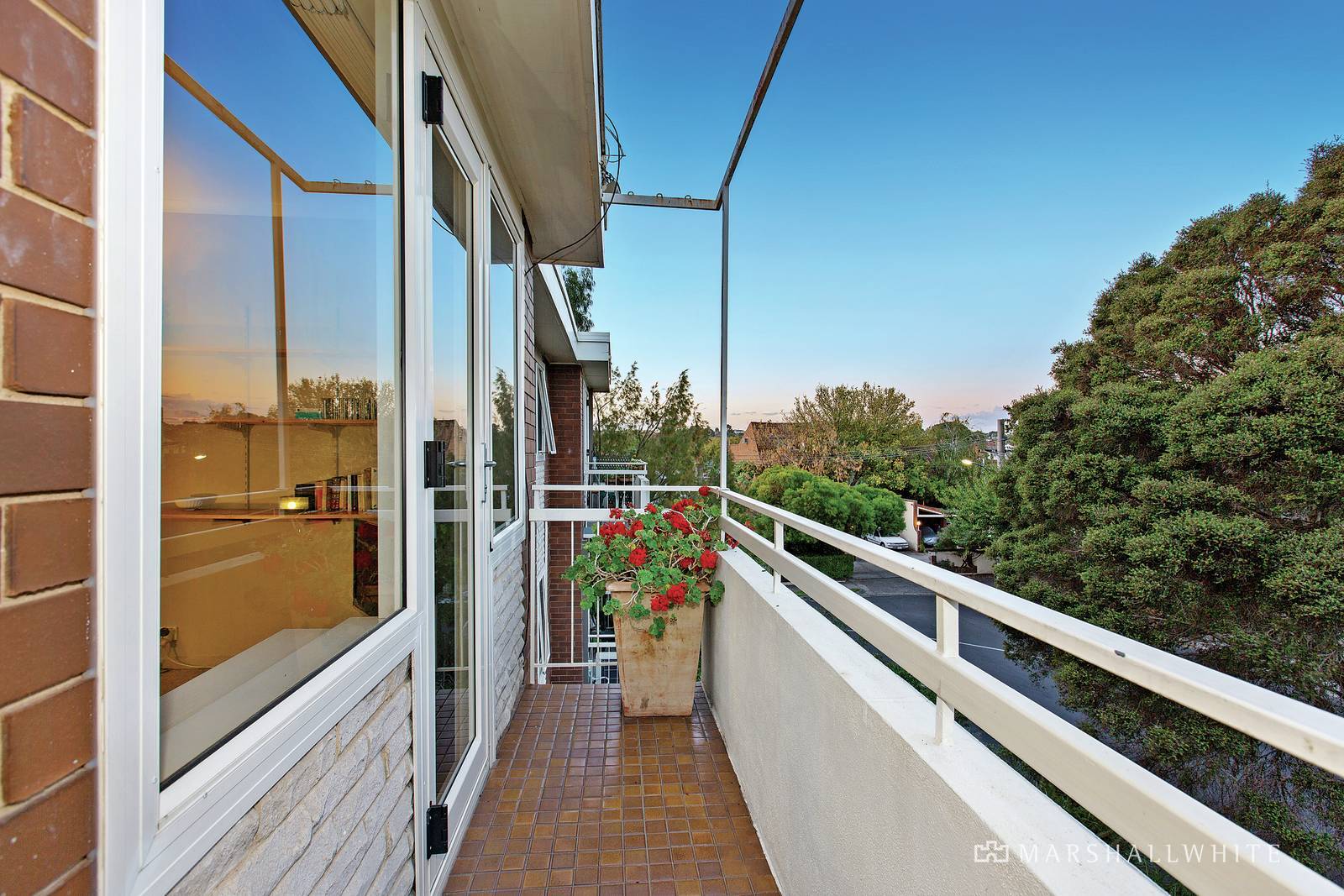 9/2 Calvin Street, Hawthorn