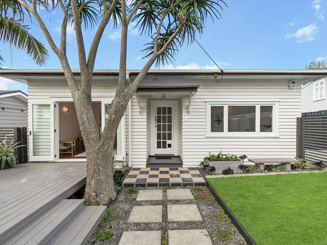 61 Finch Street Western Springs