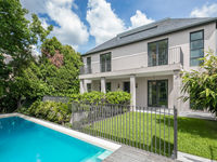 photo property thumbnail