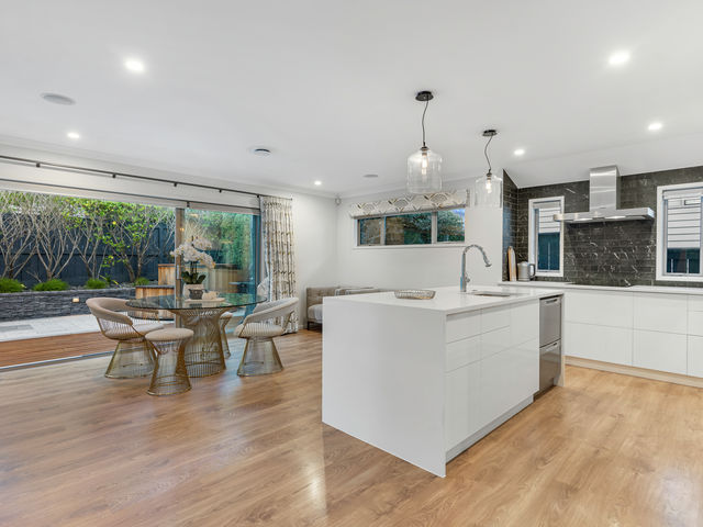 21a Channel View Road Campbells Bay