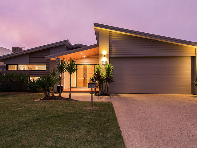 4 Lorne Bend SECRET HARBOUR