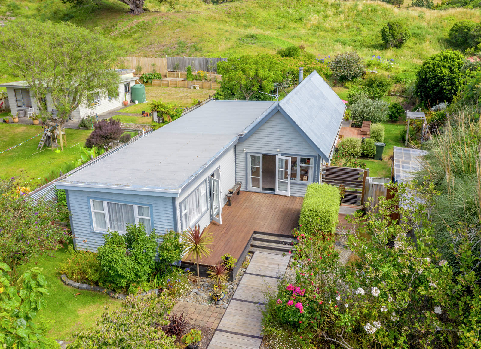 52 Te Moana Road, Waikanae Beach 3 Bed House Auction Sold