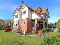photo property thumbnail