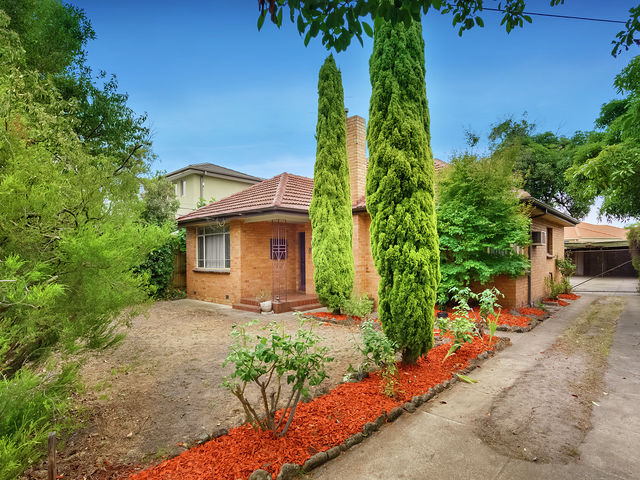 7 Wards Grove Bentleigh East