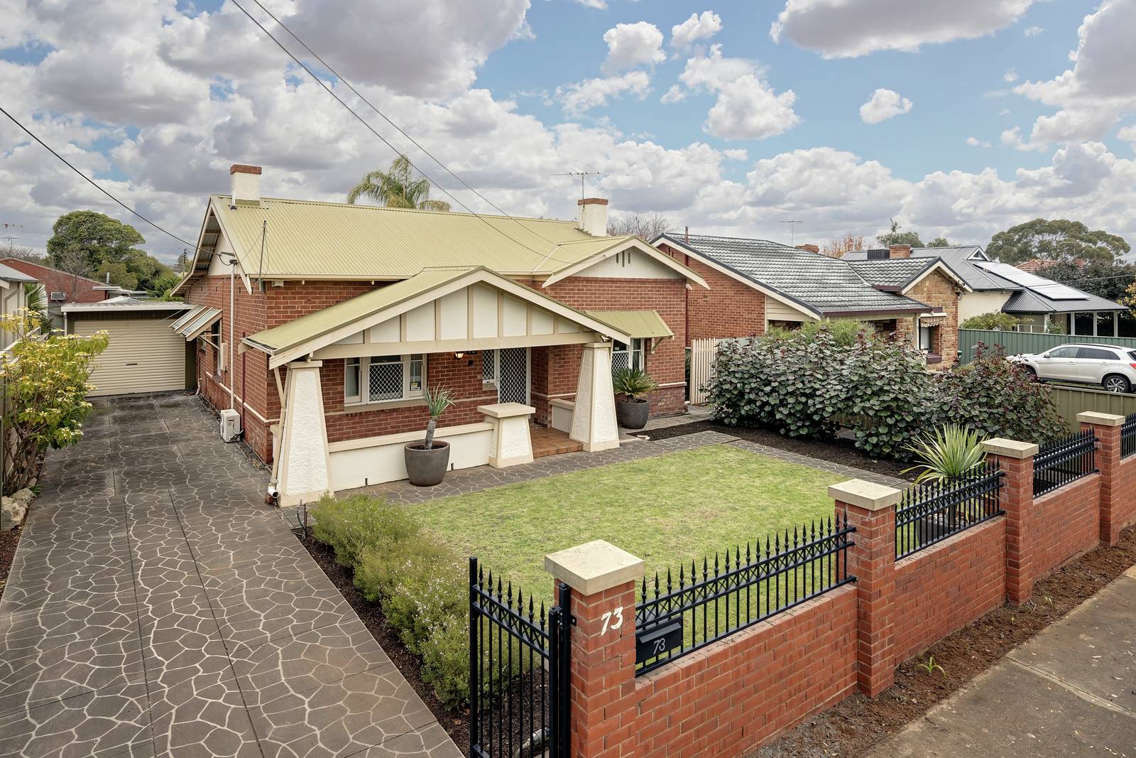 73 Balfour Street, Nailsworth 4 Bed House Private Treaty