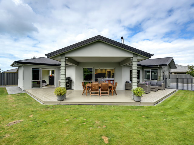 17 Waitaki Way Poraiti