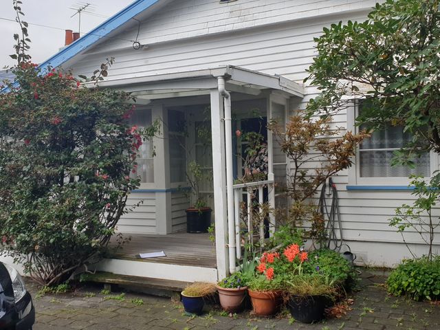 112 Waiwhetu Road Waterloo