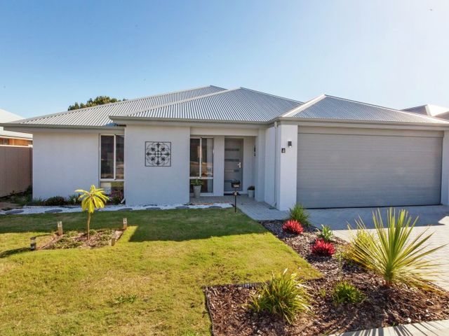 4 Arnside Bend WAIKIKI