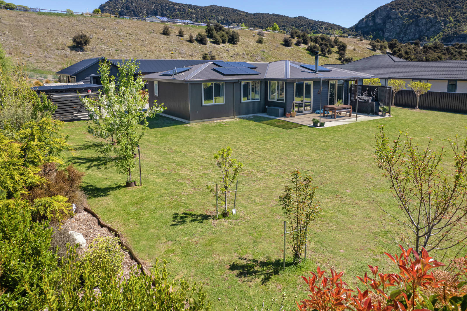 27 Kingfisher Crescent, Albert Town, Wanaka