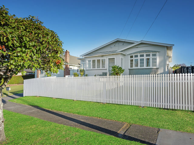 30 Taumata Road Sandringham