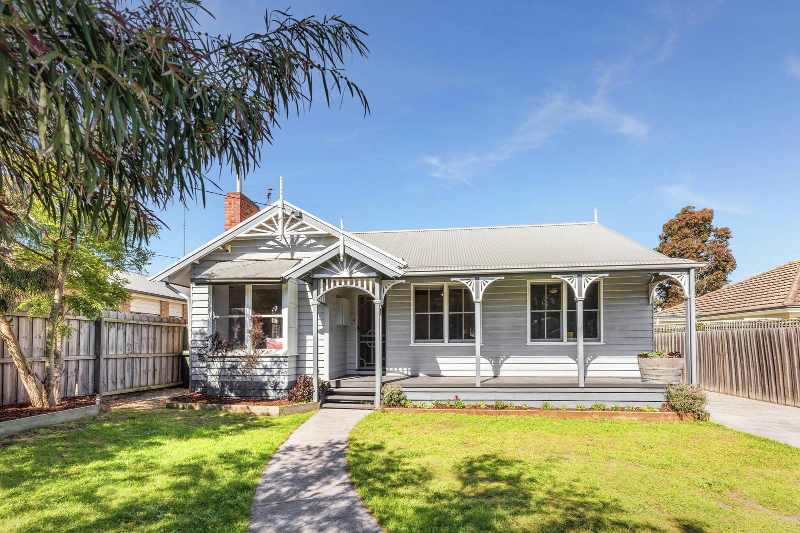 33 Breakwater Road, Thomson 4 Bed House Auction
