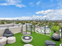 photo property thumbnail