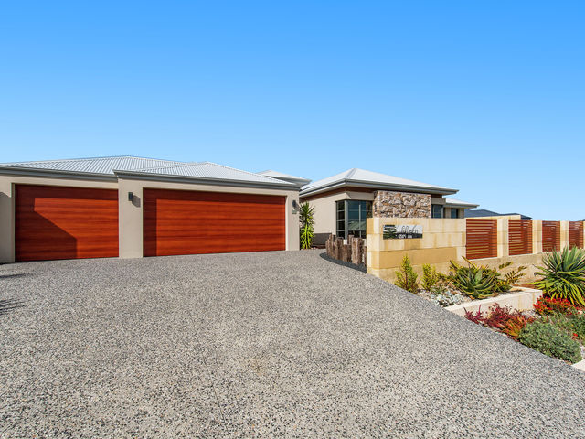 15 Caloundra Street Secret Harbour