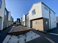 photo property thumbnail