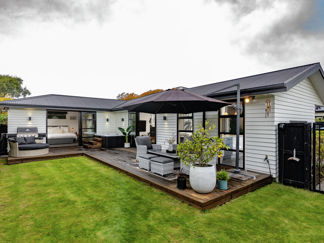 100 Hills Road Edgeware