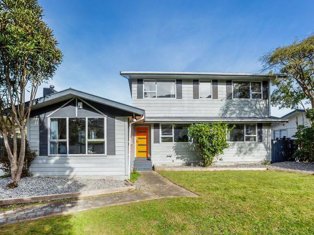 143 California Drive Totara Park