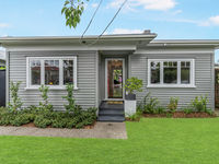 photo property thumbnail
