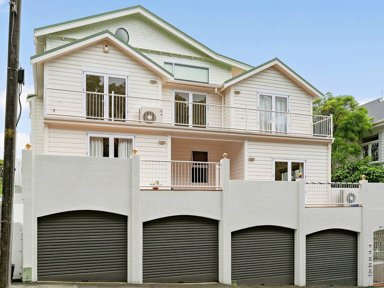 18B Hill Street Thorndon