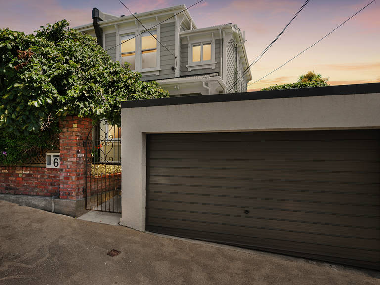 6 Seddon Terrace Newtown