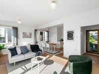 photo property thumbnail