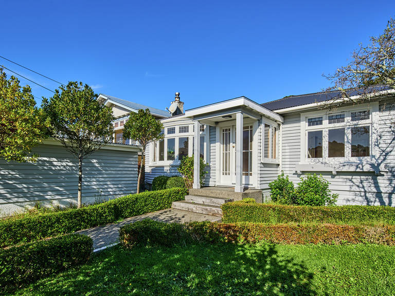 13 Firth Terrace Karori