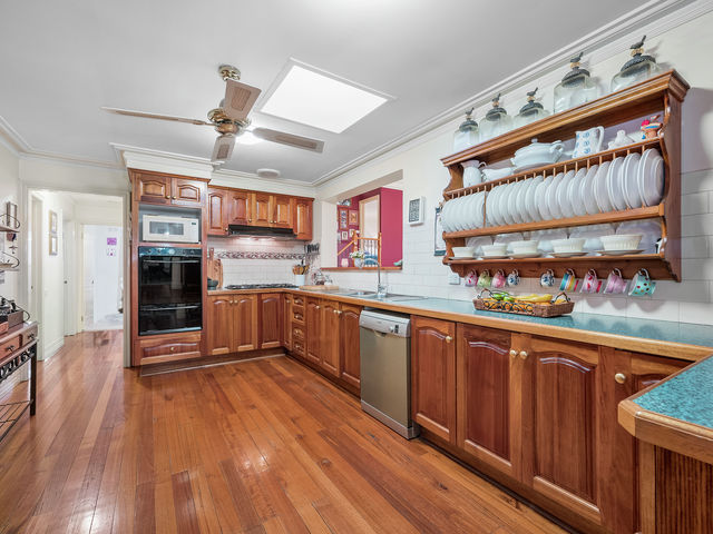 21 Carbora Dale Greensborough