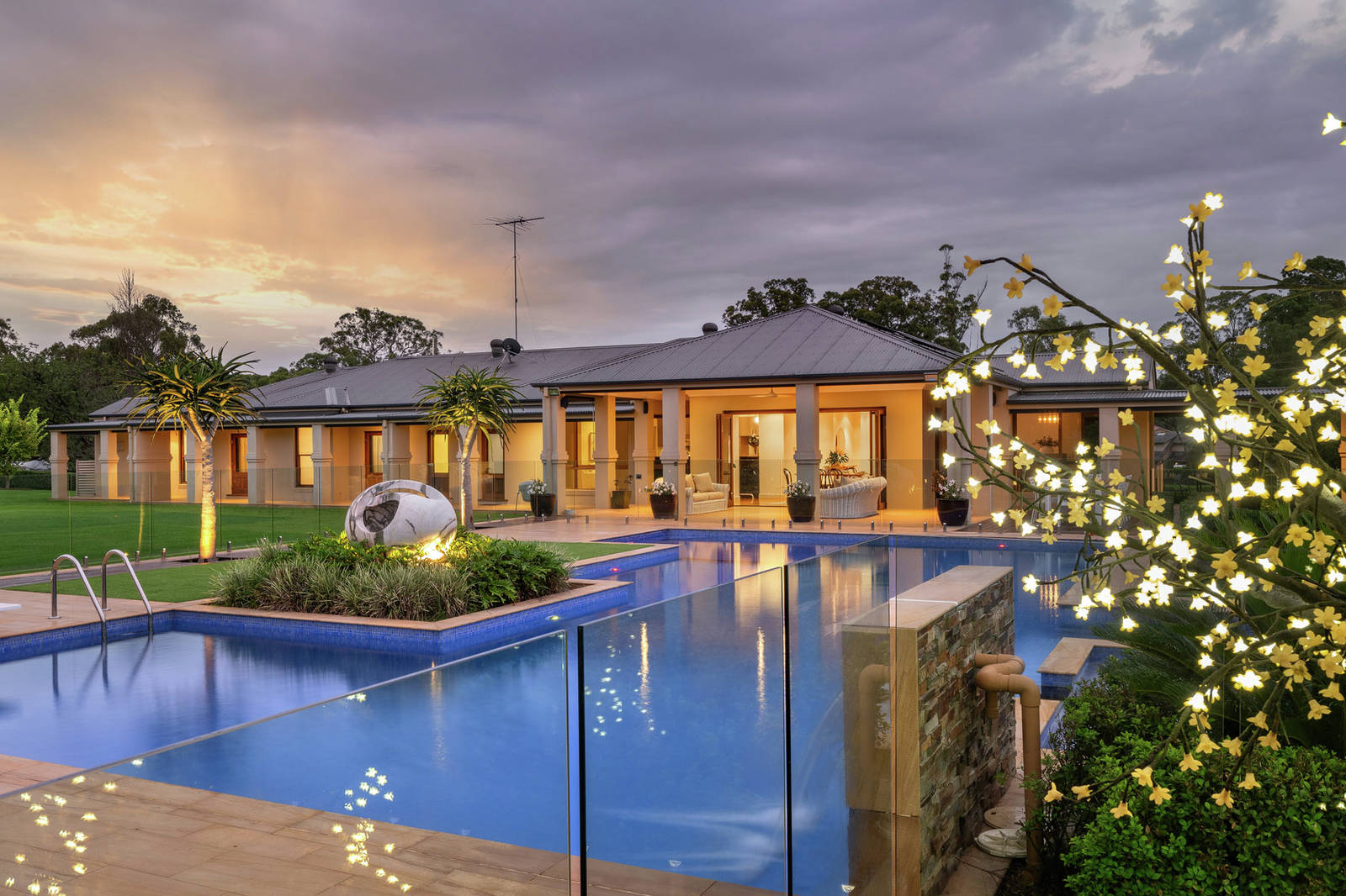 188194 Vincent Road , Cranebrook 5 Bed House For Sale