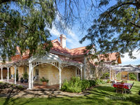 photo property thumbnail