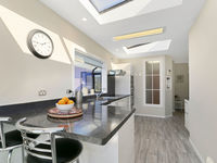 photo property thumbnail