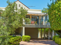 photo property thumbnail