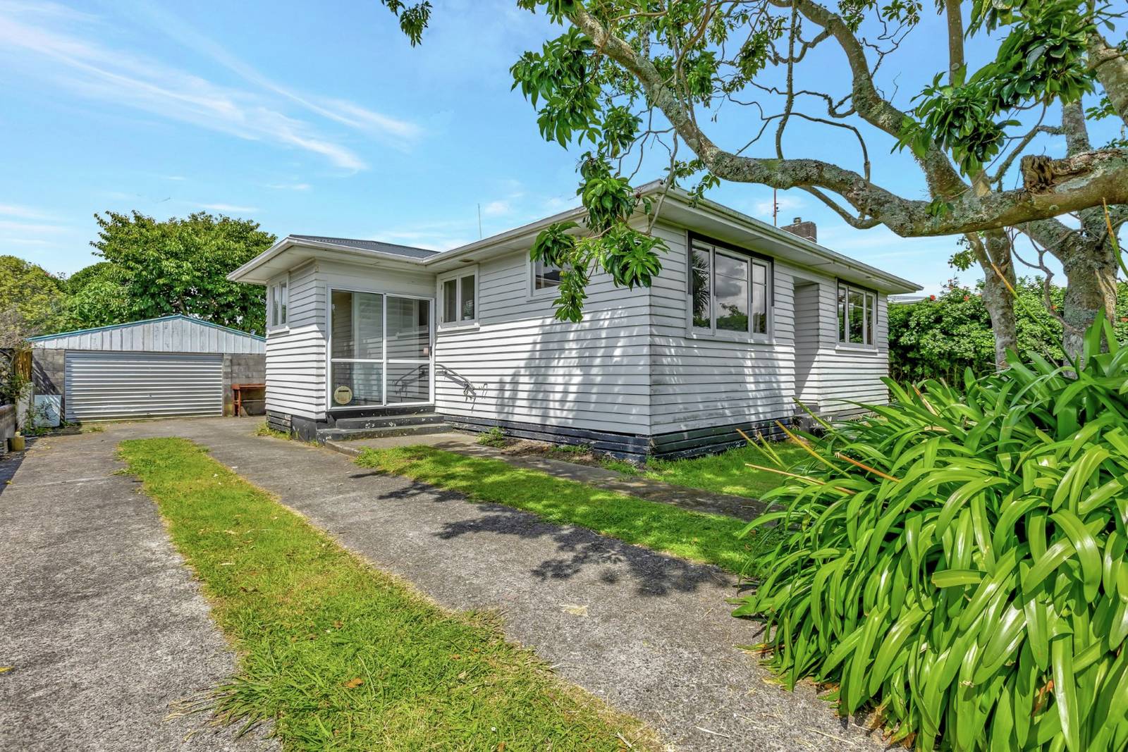 195 South Rd, Spotswood 2 Bed House Private Sale