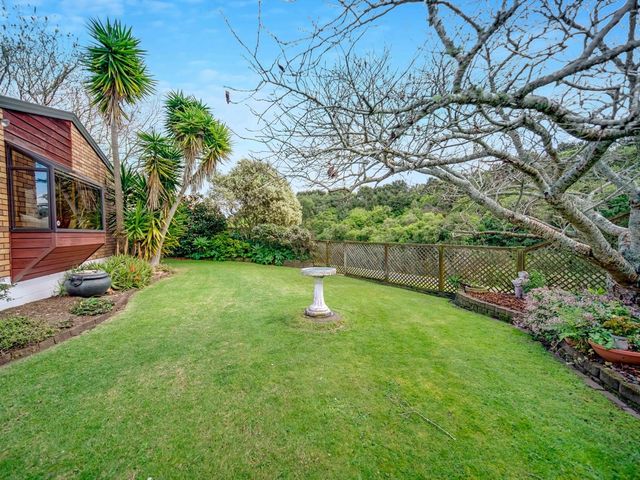 2/47 Headcorn Place Botany Downs