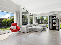 photo property thumbnail
