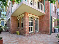 photo property thumbnail