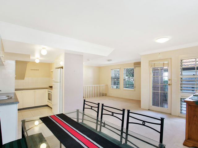 2/17-19 Forsyth Street Kingsford