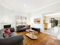 photo property thumbnail