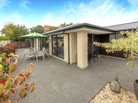 photo property thumbnail