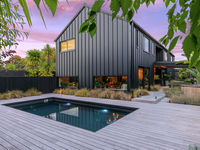 photo property thumbnail