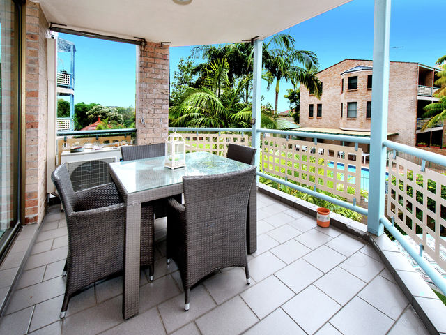 16/4-8 Edgecumbe Avenue Coogee